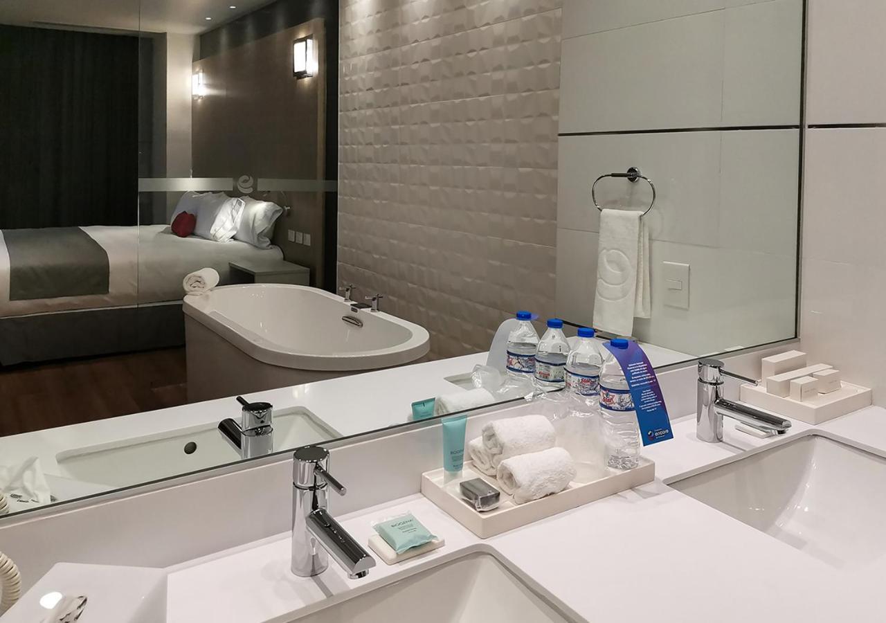 Hotel Ramada Encore By Wyndham Guadalajara Aeropuerto