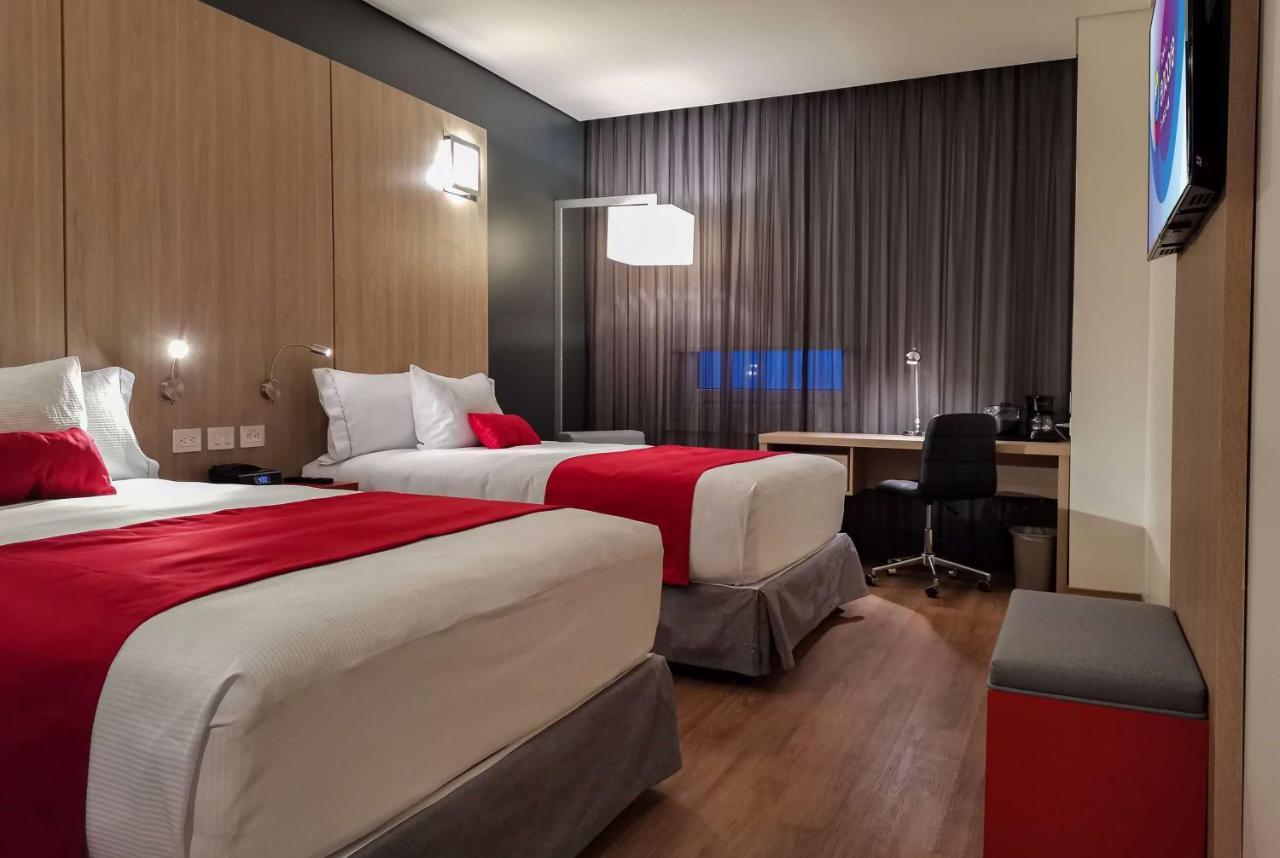 Ramada Encore By Wyndham Guadalajara Aeropuerto Hotel 4*